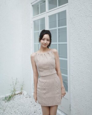 Elaine Ho Instagram - 今年25歲(´▽｀)

🐨ིྀ outfit/ @yuyu_active