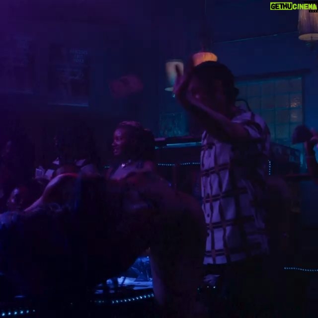 Elarica Johnson Instagram - AUTUMN HAD A LITTLE TOO MUCH!πΈπ Uncle Clifford's commentary is EVERYTHING! Big thank you to @ezamathemovementartist for the daring stunts! π #Autumnnight #pvalley #poledancing #drunkaf #starz