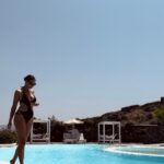 Elarica Johnson Instagram – SANTORINI 🤍💙
YOU ALWAYS MAKE ME SMILE

#santorini #newmemories #beautifuldestinations #greece