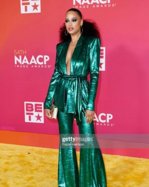 Elarica Johnson Instagram - 54th NAACP IMAGE AWARDS🏆

We won!! 3 times!
Best Drama Series 
Best lead Actor - @alldaynicco 
Best supporting - @lodivadevine 

Thank you to the amazing team for helping me look good!

SUIT BY - @michaelcostello 

💁🏽‍♀️ - @maishaoliver 
💄 - @stephenmoleskibeauty 

#pvalley #autumnight #wewon #naacpimageawards