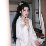 Eleanor Lee Instagram – 偷吃的小企鹅 🐧