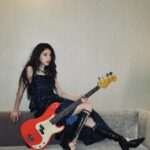 Eleanor Lee Instagram - i like the parts of me you don’t like