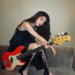Eleanor Lee Instagram - i like the parts of me you don’t like