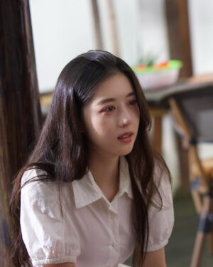 Eleanor Lee Instagram - 奶奶 就算你不记得我了 我还记得你🍊 

#橘子汽水 #OrangeSoda