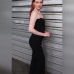 Eleanor Tomlinson Instagram - Just a moment for the look… Stella 🖤 @stellamccartney @rebeccacorbinmurray @victoriabond007 @pauljoneshair @vrwpublicity 📸 @sofi.adams.photo Swipe for some Outlaws love ♥️👉🏻