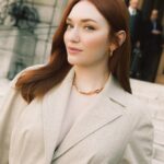 Eleanor Tomlinson Instagram - On Wednesdays, we wear cream. Check out my interview with @bazaaruk for the scoop on my first Paris Fashion Week 💋 @zimmermann 📸 @jacquesburga @bazaaruk #PFW #zimmermann #harpersbazaar