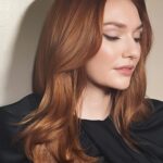 Eleanor Tomlinson Instagram - The most wonderful night at @annabelsmayfair celebrating @bafta with @britishvogue and @tiffanyandco 🖤 Thank you @chiomannadi for having me 🖤 And thank you @stellamccartney 🖤 @caradelevingne , #emeraldfennell , @ayoedebiri and #emilyblunt - you sure know how to throw a party 🥂 • Styled by @rebeccacorbinmurray in @stellamccartney @louboutinworld @tabayer • Makeup @victoriabond007 • Hair @lukepluckrose • @vrwpublicity • @thelondoner #bafta #vogue #tiffany