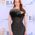 Eleanor Tomlinson Instagram – What an honour to present Best Drama Series at last night’s BAFTA Awards with my fabulous friend and co-star @stephenmerchant 

Congratulations to all the nominees and winners 🖤

What a night! 

@bafta 

📸 @gettyimages @gettyentertainment 

Thank you to my gorgeous team 🖤…

• Styled by @rebeccacorbinmurray in @marchesafashion @jimmychoo @bulgari 
• Makeup @victoriabond007 @lancomeofficial 
• Hair @lukepluckrose 
• @vrwpublicity