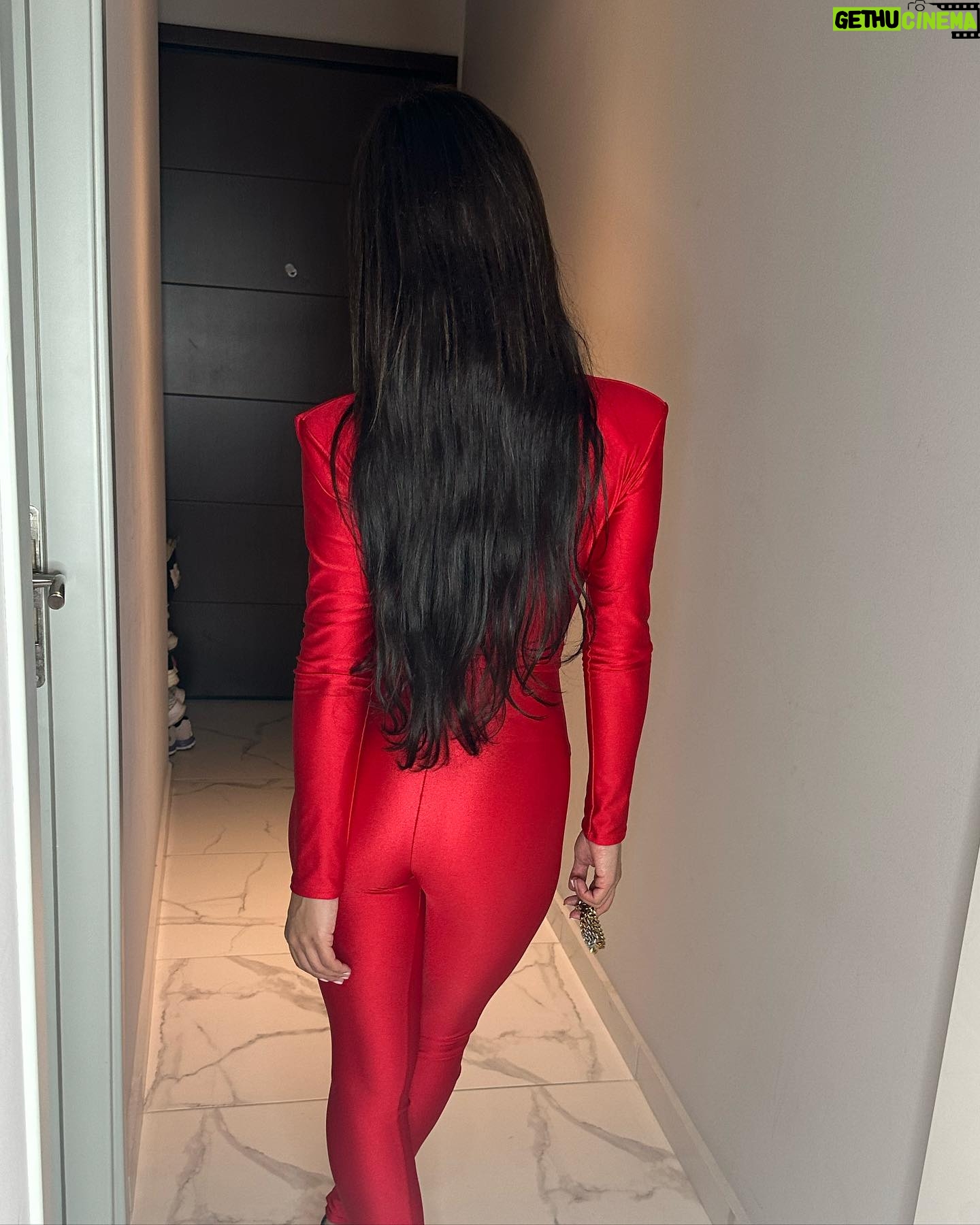 Eleftheria Eleftheriou Instagram - Playing with my closet ðŸ‘
