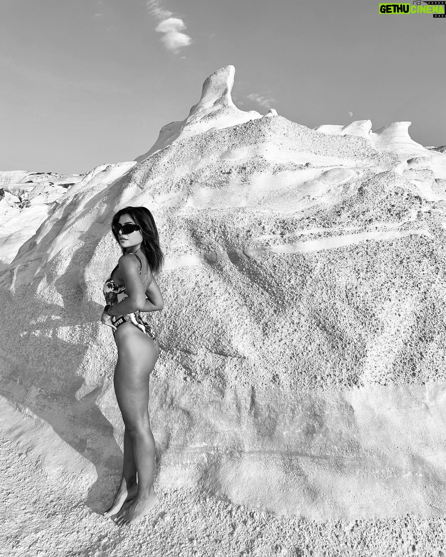 Eleftheria Eleftheriou Instagram - Take me back to paradise 🐬 #unposted
