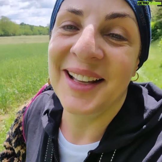 Elena Di Cioccio - 2.7K Likes - Rosicatatrici e Rosicatori passivo aggressivi unitevi e commentate!😬
... sopratutto tu che pensavi sembrare zen ! Va che si vede quando ti rode. 🤪
@acdc