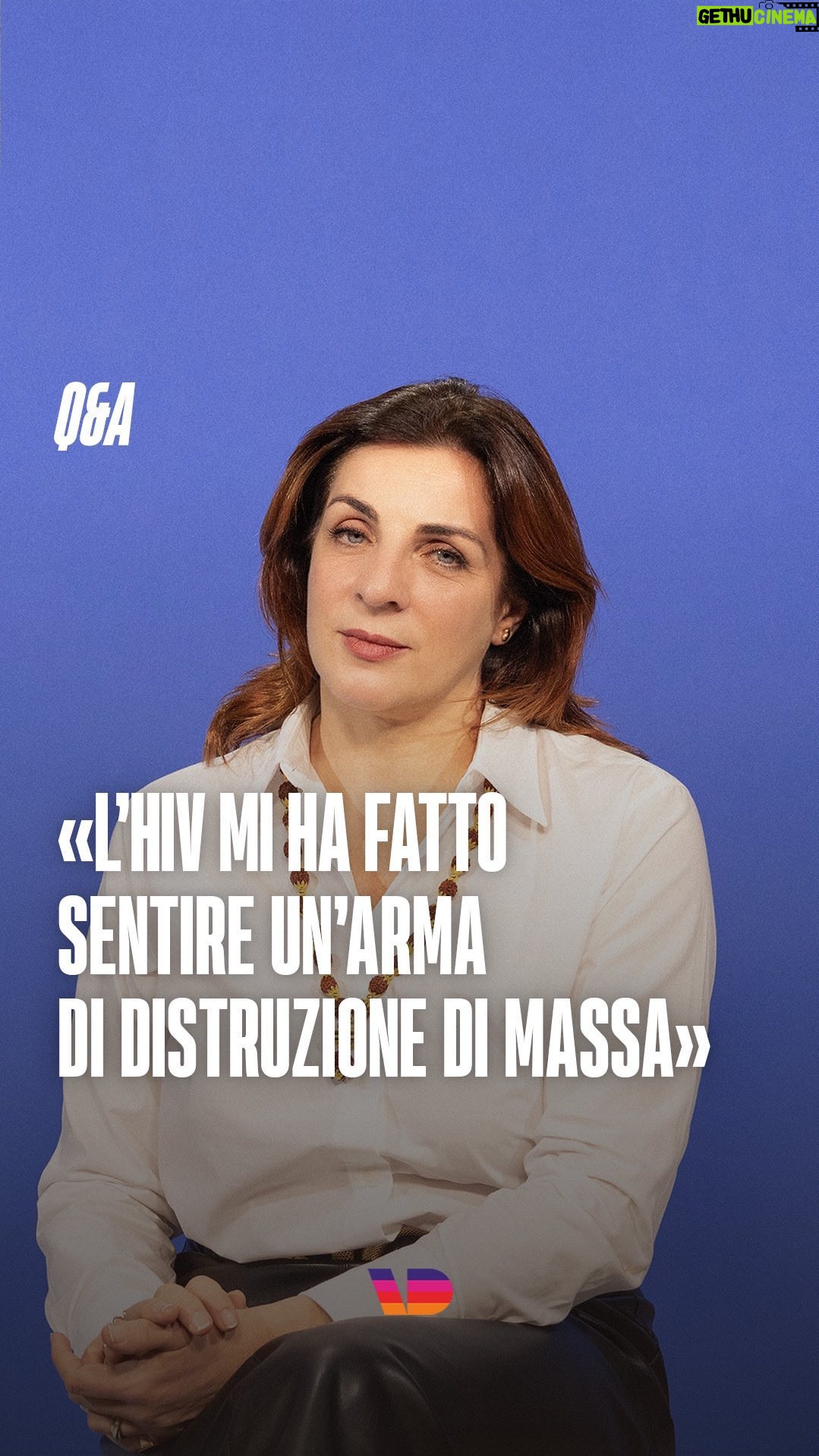 Elena Di Cioccio - 5.4K Likes - Nonostante siano passati più di 30 anni dalle pubblicità che rappresentavano le persone positive all’HIV con lo stigma dell’alone viola, il pregiudizio su questo virus è ancora forte, e spesso spinge chi lo ha contratto al silenzio e all’isolamento. Ne abbiamo parlato con Elena Di Cioccio, che dopo 21 anni in silenzio ha deciso di fare coming out.
L’intervista il 1 dicembre - Giornata mondiale contro l’Aids - su VD.
Autore: @lucafonteau
#vdnews #hiv #aids