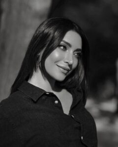 Actress Elena Pieridou HD Instagram Photos and Wallpapers May 2024