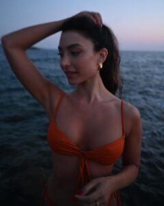 Actress Elena Pieridou HD Instagram Photos and Wallpapers April 2024