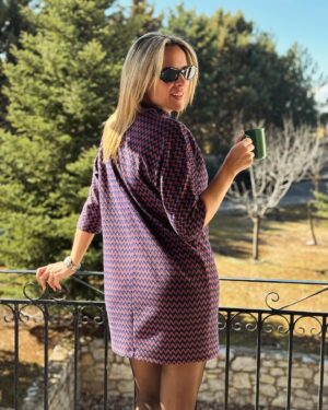 Elena Asimakopoulou Instagram - Ωραία που είναι η Κυριακή!!!☕️☀️💖 
 
#sunday #funday #happysunday #lazyday #outfitoftheday #enzzofashion