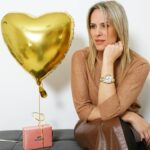 Elena Asimakopoulou Instagram - 🌟Valentine’s Giveaway🌟 Έτσι για να ξεκινήσει ωραία το Σαββατοκύριακο μας κορίτσια!!! 🌟Μόνο με ένα Follow @makris_kosmimata παίρνετε μέρος στον διαγωνισμό για αυτό το καταπληκτικό ρολόι Festina!!! Τετάρτη 14/2 θα βγάλω την νικήτρια!!!💖💖💖 #giveaway #makriskosmimata