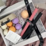 Elena Asimakopoulou Instagram - 🐣EASTER GIVEAWAY🐣 Express Πασχαλινός Διαγωνισμός από @oddo_candles by @dimitris__maziotis σε 5 Νικητές για τα δώρα της τελευταίας στιγμής,του Νονού και όχι μόνο!!! 🐣Μόνο με ένα FOLLOW σε @oddo_candles & @dimitris__maziotis και ένα like στο Post Κλήρωση τυχερών την Μ.Τετάρτη ! 1ος νικητής : Mega Box αξίας 120€ με αρωματικά κεριά σε αυγοθήκη,ένα κερί αυγό αρωματικό μεγάλο , ένα αρωματικό κερί 100% σόγιας 170gr και ένα σετ λαμπάδες . 2ος νικητής :Gift Box αξίας 85€ με αρωματικά κεριά σε αυγοθήκη,ένα κερί αυγό αρωματικό μεγάλο και ένα σετ λαμπάδες . 3ος νικητής : Gift Box αξίας 55€ με 2 αρωματικά κεριά σε σχήμα αυγού ,ένα κερί αυγό αρωματικό μεγάλο και μια λαμπάδα. 4ος νικητής : Gift Box αξίας 40€ με 3 αρωματικά κεριά σε σχήμα αυγού και μια λαμπάδα . 5ος νικητής : Ένα σετ με δυο λαμπάδες αξίας 30€ #eastergiveaway #oddocandles