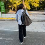 Elena Asimakopoulou Instagram – Καλή σχολική χρονιά σε όλα τα παιδιά και τους εκπαιδευτικούς!!! 
Β’ Γυμνασίου για εμάς φέτος…😬🙈 
Γονείς…καλή δύναμη!!!💪🏻💪🏻💪🏻 #happyfirtsdayofschool #goodluck