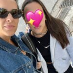 Elena Asimakopoulou Instagram - Καλή σχολική χρονιά σε όλα τα παιδιά και τους εκπαιδευτικούς!!! Β’ Γυμνασίου για εμάς φέτος…😬🙈 Γονείς…καλή δύναμη!!!💪🏻💪🏻💪🏻 #happyfirtsdayofschool #goodluck