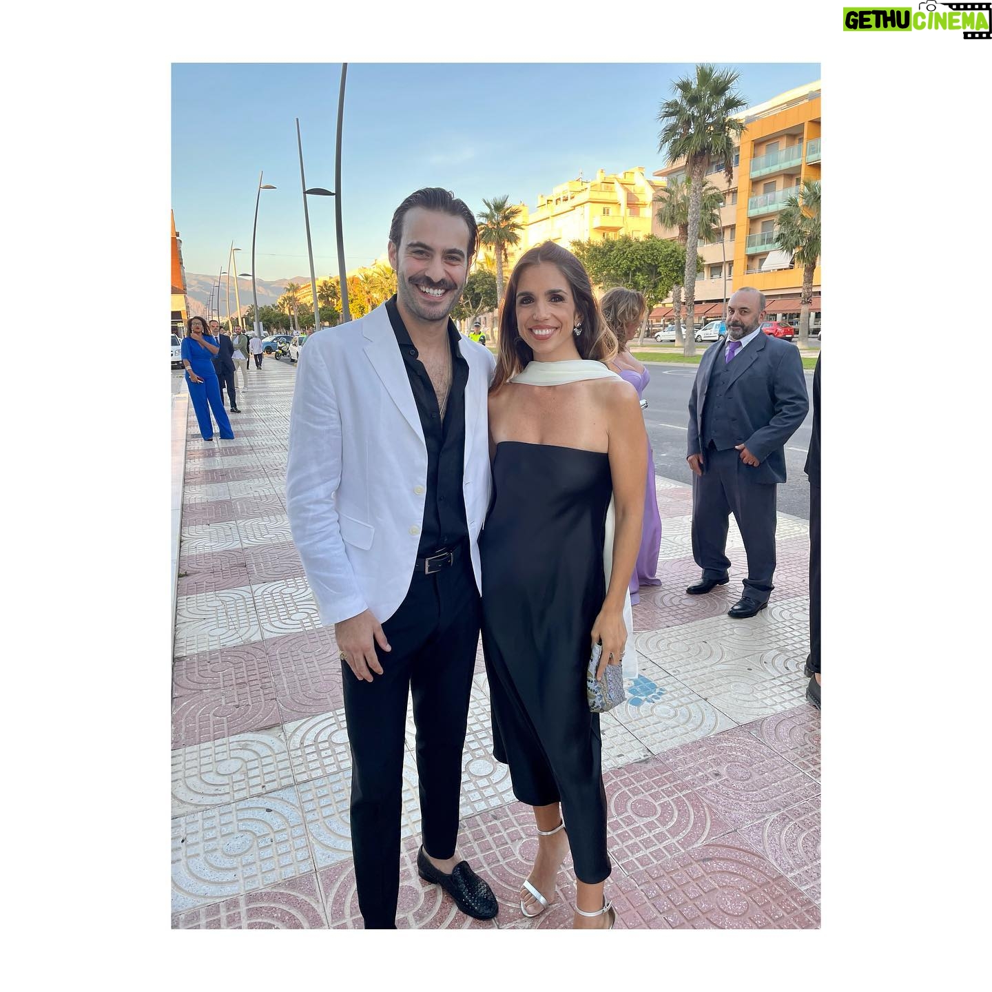 Elena Furiase - 8K Likes - Anoche celebramos la dĆ©cima edición de los premios @editorialcirculorojo . š“š
Una gala bonita, sĆŗper bien llevada por los presentadores, y muy emotiva. Tuve la suerte de entregar uno de los premios con el que, posiblemente, fue mi hermano āshicoā en otra vida šā¦ seguro! @ibrahimalshamij y en esta lo estĆ” siendo un poco tambiĆ©n. Gracias compaƱero!
#premioscirculorojo2023