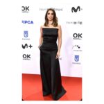 Elena Furiase Instagram – Anoche celebramos los @premiosforque , un año más para disfrutar del cine español y del crecimiento indudable de nuestra industria; recordamos a l@s grandes comic@s de nuestro cine, la importancia del humor y también homenajeamos a las compañeras y maestras que, por desgracia, ya no nos acompañan. Además fue un buen altavoz para gritar un: 🔥ALTO AL FUEGO EN GAZA… ojalá se haya oído con algo más de ahínco… 🙏🏽😞
Gracias @anamenaoficial por ese homenaje tan bonito a mi abuela por su centenario. 
¡Qué viva el cine! 
*******************************
Gracias también a los que me acompañaron ayer: 
@yslbeauty @sandrononna @edu_ordono 
@capelliercapellier @barolucasbl @delparamovintagejoyas @martinellishoes @valytyplace @muchoartemanagement @sofiapedroche y @ainhoaa.hernandez casi na!😂💫
