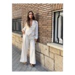 Elena Furiase Instagram - Hoy ha sido una de esas mañanas de trabajo en la que te pones el ✔️, a ti, y a tus compañeros! ✨ @iscomingofficial_ @capelliercapellier @valytyplace @mdepaulet @inesdomecqshoes 💄 @sandrononna Ya os contaré….