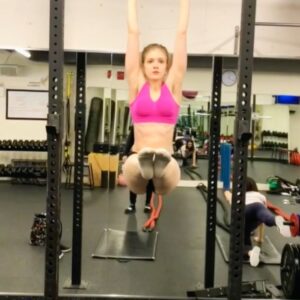 Elena Kampouris Instagram - #behindthescenes @netflix bootcamp shaping Chloe during #JupitersLegacy⚡️ what was your favorite action scene in the show?❤️💥💪
@nickrobinson_gws @mandy9747 @netflixgeeked @mrmarkmillar @jupiterslegacyonnetflix @jupiterslegacyofficial @jupiterslegacybr 

#strong #women #fitfam #grind #girlpower #KPOP #fitness #fit #martialarts #exercise #workout #motivation #yoga #fitnessjourney #fitnessaddict #body #abs #legs #goals  #work #fitbody #fitspo #fitforlife #fun #cool #gains #instafitness #bts