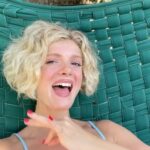 Elena Kampouris Instagram – On a sunny day like today I couldn’t help but sing ‘Kaisi Paheli Zindagani’ which means, life is such a riddle. Who’s good at solving riddles? I’m not very good at it!! bahut saara pyaar
💖🍀🌞🍀💖

#love #life #music #art #Bollywood Parineeta #movie #beautiful #India #goodvibes #beauty #Hindi #dance #song #lifestyle #fun #heart #mood #happy #explore  #inspiration #motivation #blue #green #sweet #smile #reels #instagood #explorepage #instadaily #insta