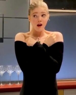 Elena Kampouris Instagram - “Picked up aimlessly off of the ground
Chucked into the lost and found 
Never given a second look 
Until one day, my world was shook.
Locating what you set out for proved to be quite hard,
Instead you came upon this rusted
heart 
Painted and polished it like a work of art
Through your love, a whole new start. 
Now I’ve a home in you, safe and sound 
When I was lost
You’re what I found”🕵️❤️poem by me😉

Lost and Found #poetry #book #love #inspiration #motivation #art #quotes #happy #girl #smile #fun #mood #live #life #heart #poem #poet #writer #joy #lifestyle #health #healthy #photography #style #ootd #instalove #instagood #instadaily #instapic #insta