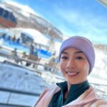 Elena Kong Mei-Yee Instagram - 心若簡單，生活就簡單； 心若複雜，生活就充滿痛苦。 人生四季，寒暑交替， 靜心體味生活的悲與喜， 坐看庭前雲起雲舒， 笑看人生起起落落。 #江美儀 #江美人 #好好善待自己