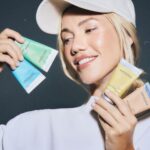 Elena Krygina Instagram – Первое, что нужно знать о масках для лица KRYGINA cosmetics, – то, что они все очень крутые! Это еще одна большая гордость в уже так полюбившейся всем линии ухода за кожей SKIN CARE.

А второе – что они ждут вас в Золотом Яблоке – в мобильном приложении, на сайте goldapple.ru и в офлайн-супермаркетах.

И третье – что 6-7 марта именно в Золотом Яблоке на весь бренд, включая маски, случится аттракцион невиданной щедрости! Цены будут очень особенными😎

Итак, вот почему вам нужно срочно попробовать маски из линии SKIN CARE: 

💚Detoxing Mask – для глубокого очищения и регулярного обновления кожи. 
🩵Hydrating Mask – для моментального увлажнения и упругости.
🧡Recovering Mask – для глубокого питания и восстановления.
💛Glowing Mask – для сияния кожи и наполнения витаминами.