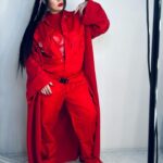Elena Krygina Instagram - Новогодняя косплей-вечеринка KRYGINA team - событие, которое мы ждем в команде весь год))) В этом году я - Бритни Спирс из клипа “Toxic”💁🏼‍♀️ и вот вам еще любимые образы ребят, все, к сожалению, не влезли) кто больше всех понравился?