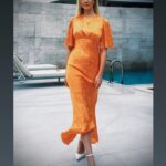 Elena Krygina Instagram - Один вечер из жизни красивого платья🧡 @bayouvillasantalya @catch.agency_ Dress @selfmade_brand
