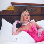 Elena Krygina Instagram - 🎀💁🏼‍♀️ Dress @selfmade_brand Loc. @carlton_moscow