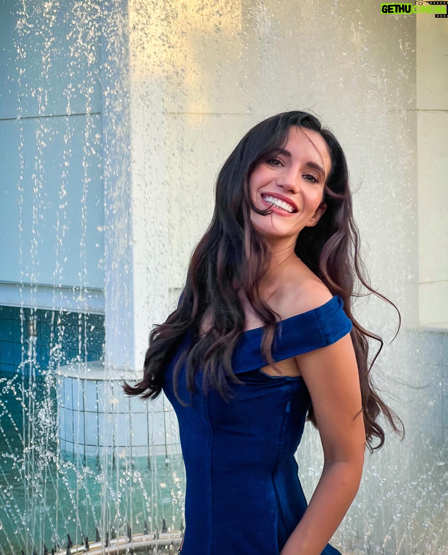 Eleni Vaitsou - 10.9K Likes - 𝑆𝑀𝐼𝐿𝐸! 𝐻𝑎𝑝𝑝𝑖𝑛𝑛𝑒𝑠 𝑙𝑜𝑜𝑘𝑠 𝑔𝑜𝑟𝑔𝑒𝑜𝑢𝑠 𝑜𝑛 𝑒𝑣𝑒𝑟𝑦𝑜𝑛𝑒 💙
