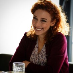 Elif Sönmez Instagram - Cemile 🧡 az yüzün gülsün artık Cemile @dogdugunevkaderindir #dogdugunevkaderindir 📸 @nilaysuz