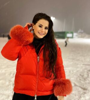 Elif Ceren Balıkçı Instagram - ❤️❄️🧡