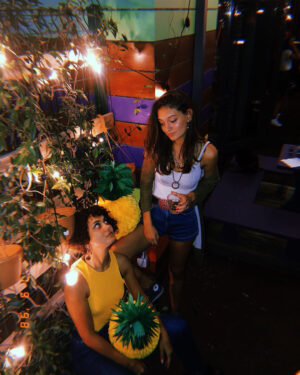 Elifcan Ongurlar Instagram - #gramgames 🍍🍍
@aylakaraa 🤔😘