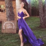 Elifcan Ongurlar Instagram - Fotoğraf çekmelere doyamadı! @barrus_official @taylangulstyle sizin yüzünüzden 😋💜