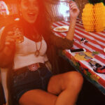Elifcan Ongurlar Instagram - #gramgames 🍍🍍 @aylakaraa 🤔😘