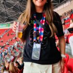 Elifcan Ongurlar Instagram - Çok uzun zamandır beklediğim bu gece, hayal ettiğimden düşündüğümden de beni çok başka yerlere götürdü. Aşırı coldplay hayranı olarak yaşadığım deneyimi, özgürce eğlenmeyi, sadece mutluluğu paylaştığın bu geceyi asla kelimeyle falan anlatamam ve asla yetmedi tabi ki.🙈 Çok uzun zamandır beklediğimi ve ne kadar istediğimi bilen çok iyi biliyor. 🥹 @mehmetertansel sen iyi ki ama iyi ki varsın. ❤️