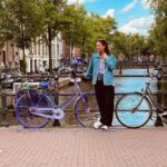 Elifcan Ongurlar Instagram - 24.870 bin adım atıldı bugün🍻 #amsterdam (Son fotoğrafın tamamını hâla almak istemem normal mi 😍)