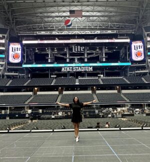 Eliotte Woodford Instagram - Ready for night 2 of 3 in Dallas! It’s so humbling and surreal to be back performing in the beautiful @attstadium in my home state! Blessed to do what I love for friends and family this weekend! LET’S GO!!

#theerastour #theerastourtaylorswift #cowboysstadium #attstadium #taylorswift #texas #texasgirl #homestate