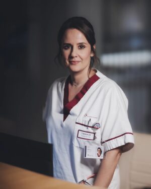 Elisa Di Eusanio Instagram - È davvero tutto pronto in reparto.

Siamo pronti per ricominciare il viaggio✨

E voi? Partirete con noi?
A domani!💙

#instaeli #teresamaraldi 
@docnelletuemani @luxvide @karascio_consulenzeartistiche
Immagine di @virginiabettoja