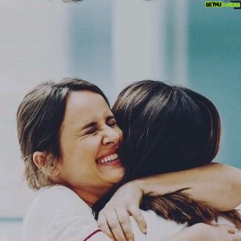 Elisa Di Eusanio - 7.1K Likes - Rivedendo questa terza stagione ho provato un profondo sentimento di appartenenza a questo straordinario progetto.
Sono grata di aver partecipato alla narrazione di questa storia così profonda ed empatica.
Vi voglio un mondo di bene a tutte e tutti compagni di viaggio e vi ringrazio per l'affetto, la generosità e la bella energia.
Grazie di cuore sono cresciuta tanto con voi in questi anni.
E grazie a voi che ci avete seguito con così tanta passione e affetto.
L'ultima puntata ha chiuso col botto.
Che bellezza 💫🙏
#instaeli @docnelletuemani @lucaargentero @matildegioli @pierpaolospollon @marco__rossetti @giovanni_scifoni @sara_lazzaro @lauracravedi @albertomalanchino @silvia__mazzieri @beagranno @albertomalanchino @simonatabasco @petitewong @giacomogiorgioreal @lauracravedi @raffaele.esposito.attore @peres.aurora @alice_arcuri_ @janmichelini @matteole8 @nicolaabbatangelo @francescoarlanch @viola_rispoli________ @chiara.natalucci @stefaniavalestro @edoardoagino @c.leard_ @bettyemidi @desiredimattia @proietticeciliaaa @stefanocostantiniii @luxvide @rai1official