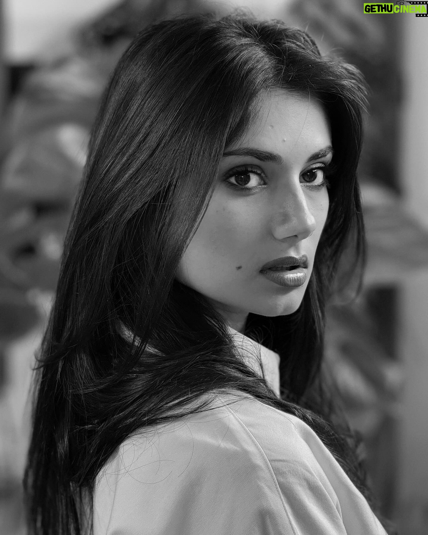 Elisa Ezzedine - 9.4K Likes - The less I know the better 💌
.
.
.
.
.
.
#actrice #chanteuse #model