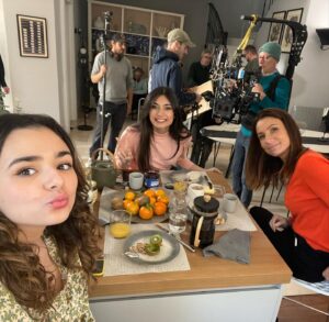 Elisa Ezzedine Instagram - Le retour du trio ! 👩‍👧‍👧🎬