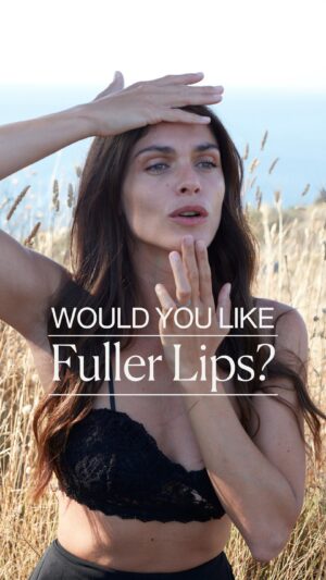 Elisa Sednaoui Instagram - As we grow older, it’s natural for things to change.
Things to shift.
And lips are no different.

But there is a natural way to plump up our lips and give them a rosy glow anytime, anywhere.

Head over to www.bovisaj.com to find my tutorial on how to plump up our lips and a range of other educational content.