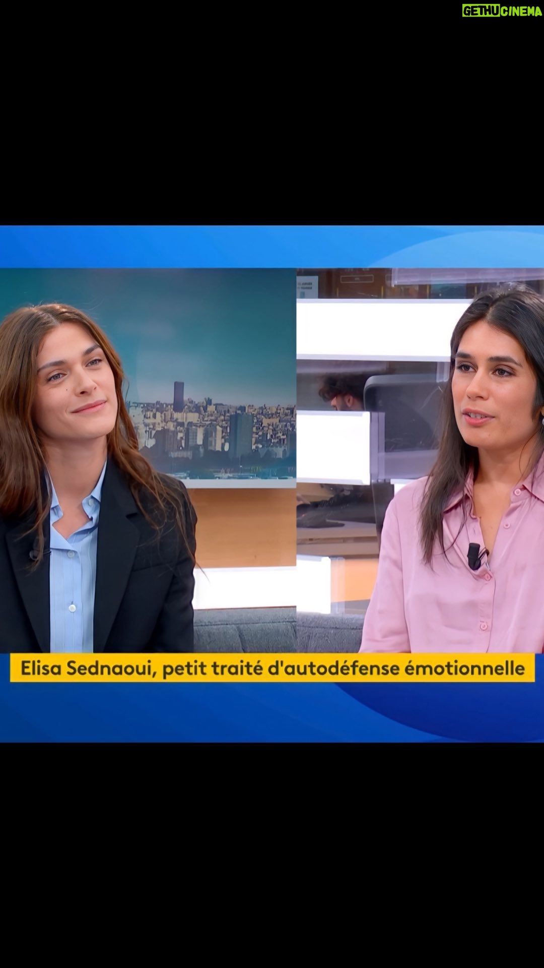 Elisa Sednaoui - 696 Likes - Merci France Info 🇫🇷 de m’avoir reçue aujourd’hui. Un gran plaisir de vous rencontrer @emilietn. Merci à toute l’équipe du plateau ainsi que Marie Dibe et @alinagurdiel. @paolo.borzacchiello @editionsplon Crédit: @france.tv