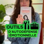 Elisa Sednaoui Instagram – Un livre pour les jeunes, leur parents, pour enseignants/professeurs, et les adultes. Un livre avec une cible transversale et un lectorat diversifié. Les histories que je raconte de mon enfance sont vraies et elles sont partagés avec un but: fournir des outils concrets. Une livre qui traite de relation avec nous-mêmes, avec les autres, d’intelligence linguistique et d’empathie. Des diverses formes d’harcèlement, même les plus subtiles. Présenté sous la forme de mon journal intime, il inclut aussi des activités cognito-comportementales à la fin. Après être devenu un best seller en Italie, il sera en vente en France 🇫🇷 , Belgique 🇧🇪 et Suisse 🇨🇭 dans 5 jours exactement. Actuellement disponible en pré-commande sur Amazon.fr et @fnac_officiel.  Publié par @editionsplon. @paolo.borzacchiello est un expert en intelligence linguistique et l’auteur de plusieurs bestsellers.